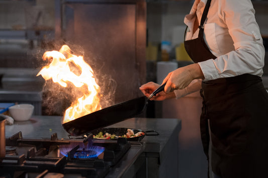 Servicio de gas para restaurantes. Suministro de gas lp. Gas SAGA. Gas lp para negocios de comida.